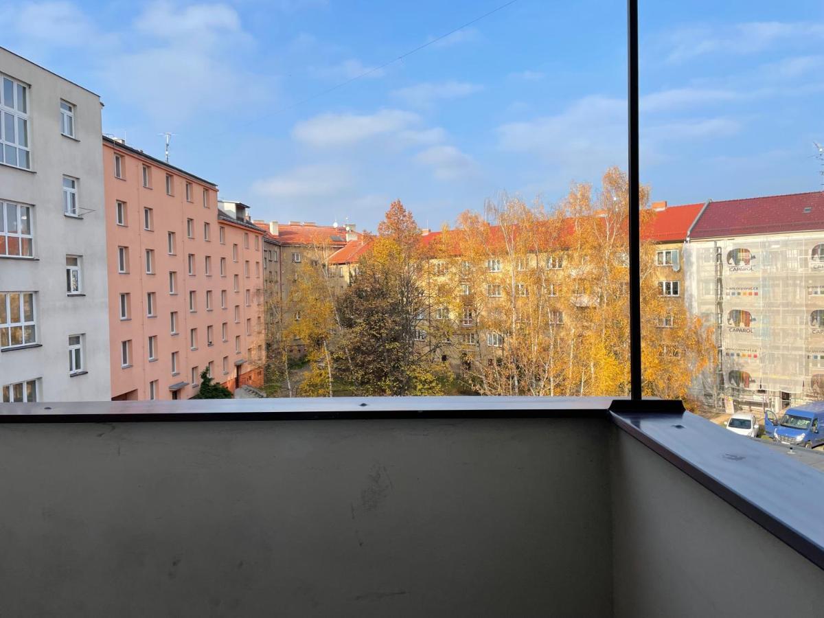 Cozy Apartment Near The City Center Hradec Králové Exterior foto